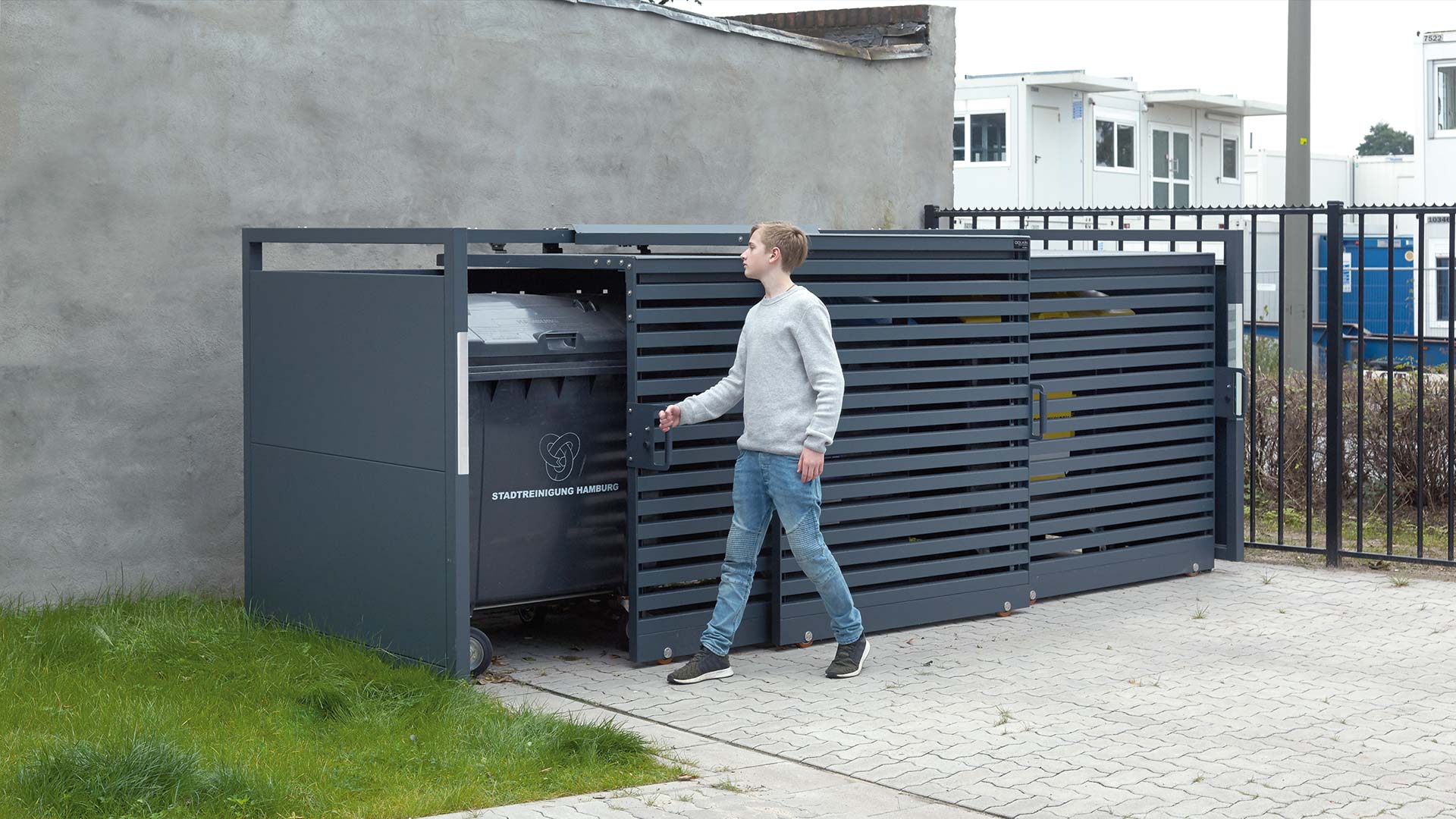 Müllbehälterschrank STYLEOUT® 1100 in Hamburg