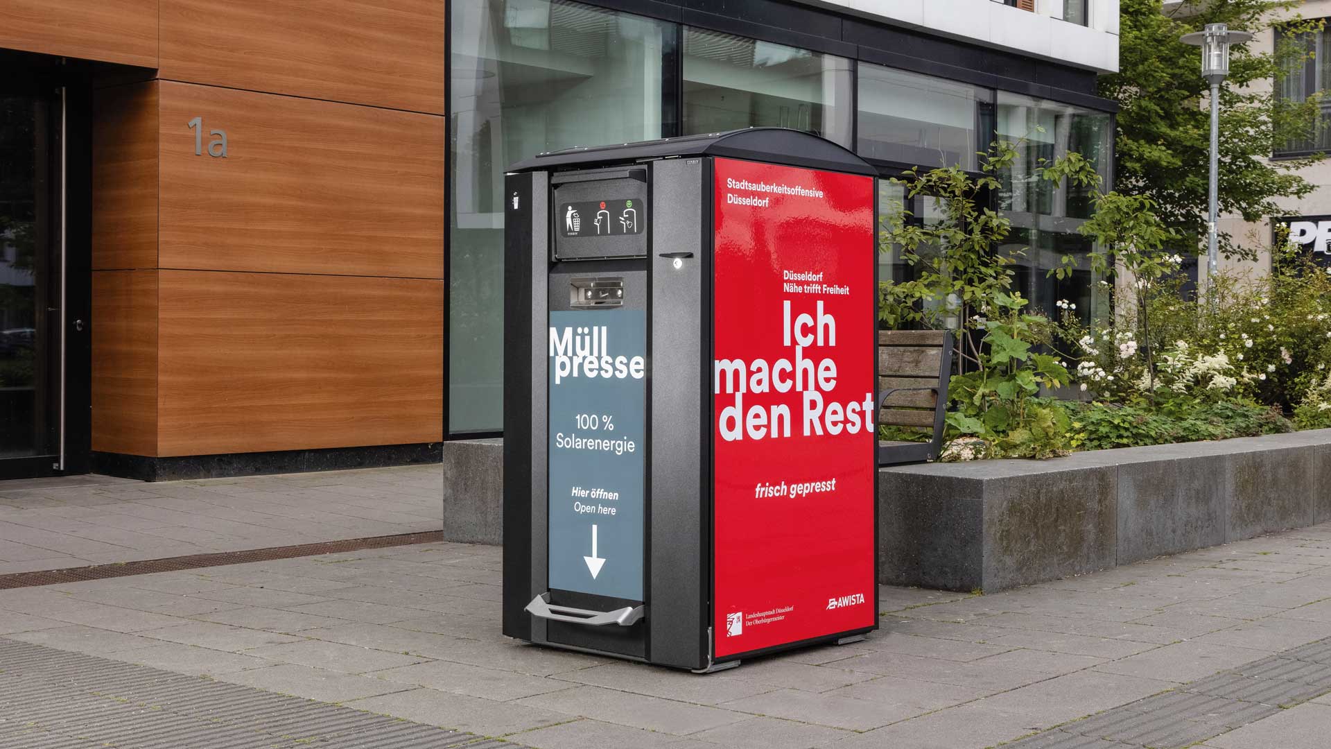 Abfallbehälter CITYSOLAR in Düsseldorf