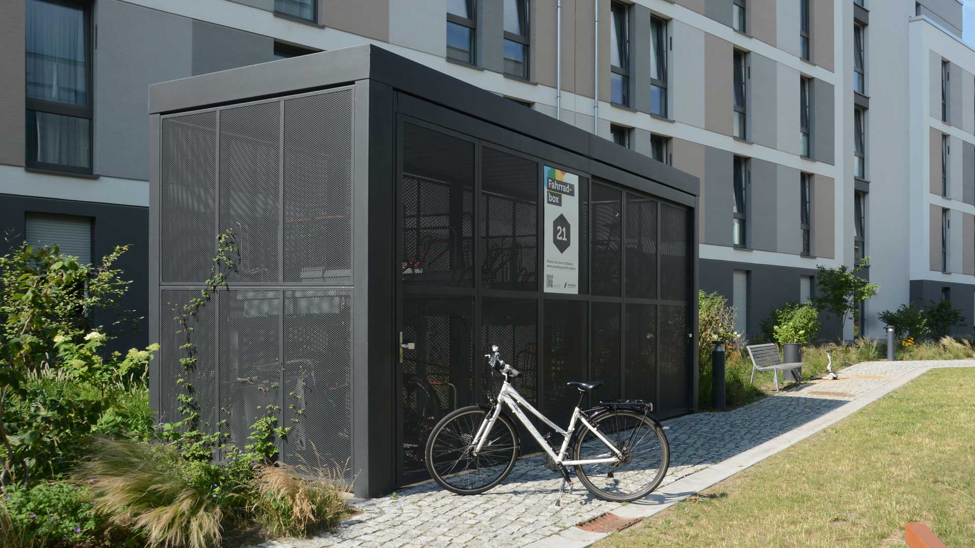 Fahrradüberdachung MULTIPORT® in Berlin Fahrradüberdachung MULTIPORT® in Berlin