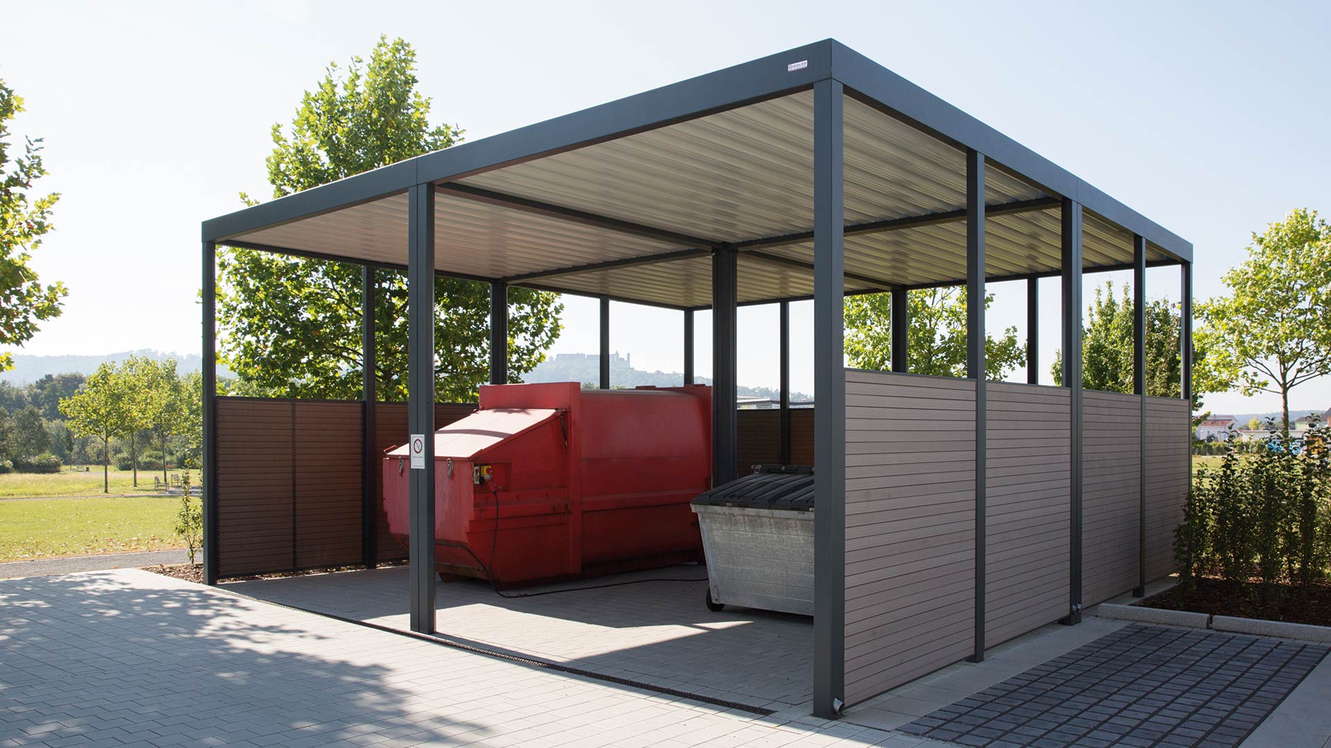 Wertstoffüberdachung MULTIPORT® in Coburg