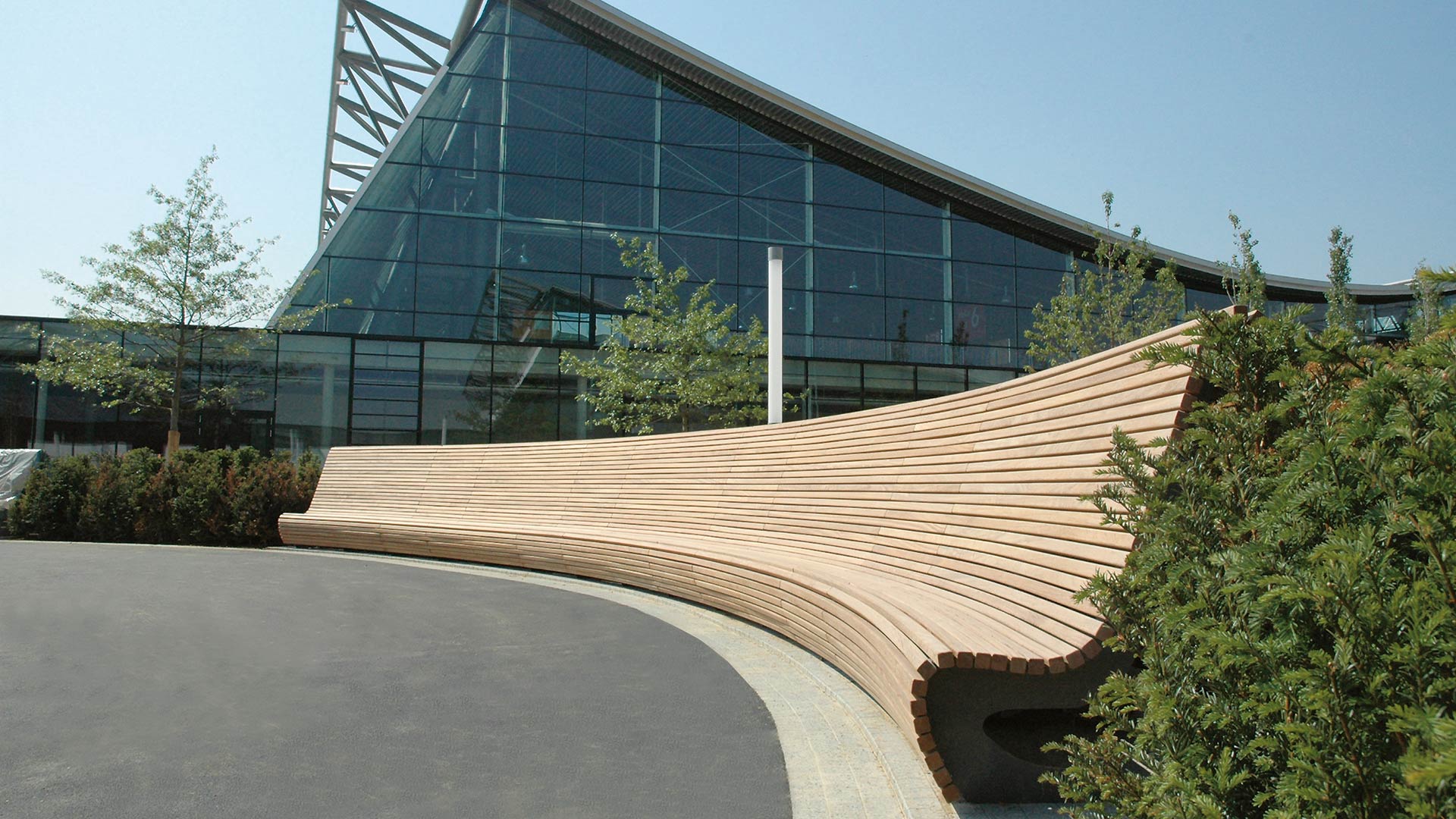 Sitzbank FLOW in Stuttgart