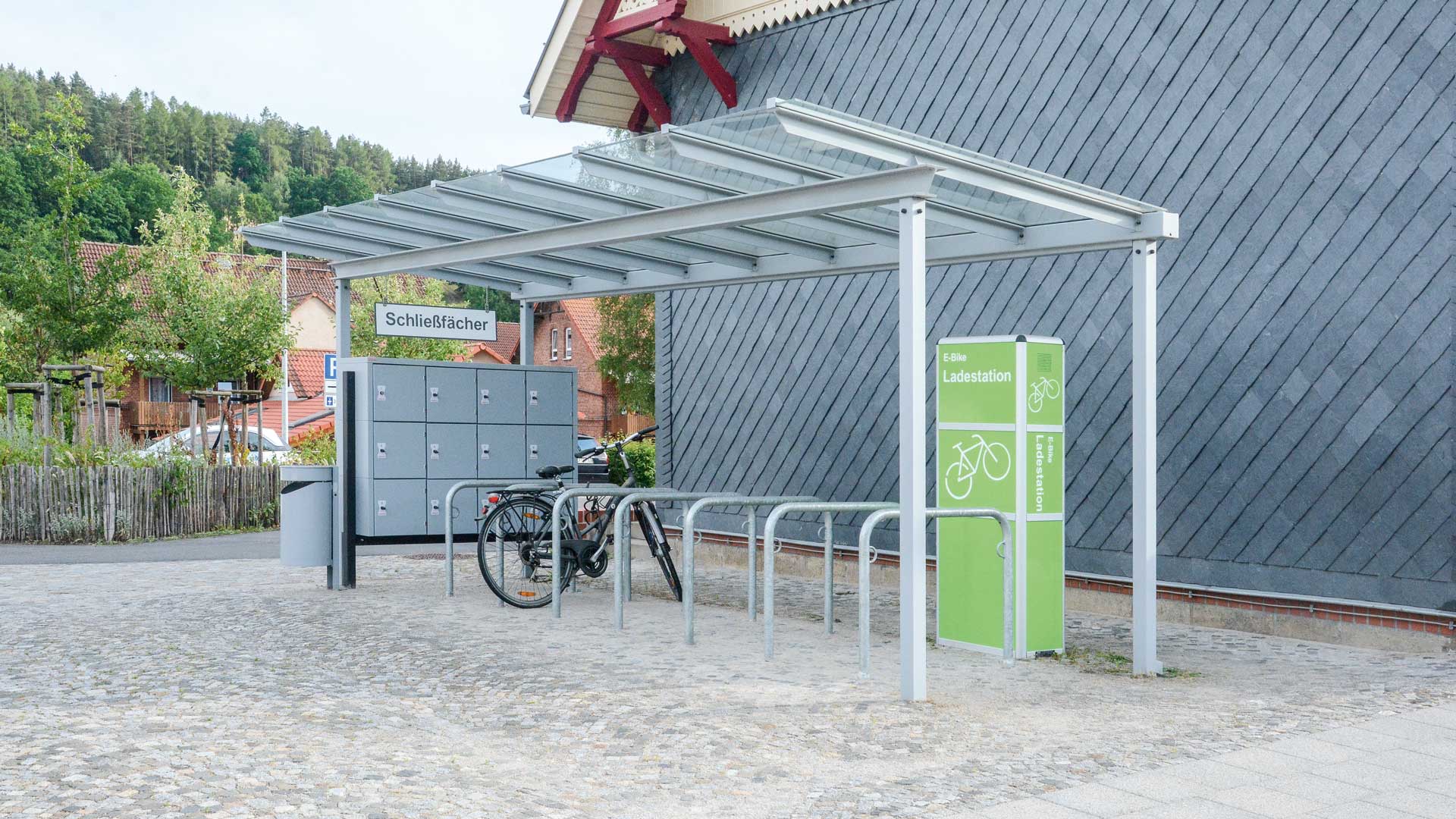 Fahrradüberdachung PEGASUS in Rottenbach