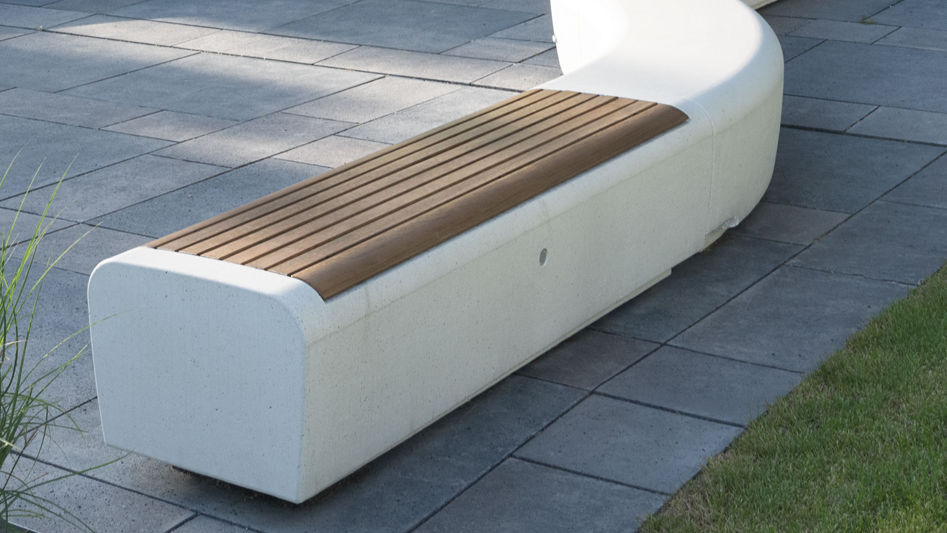 Sitzbank ONDA in Erkrath