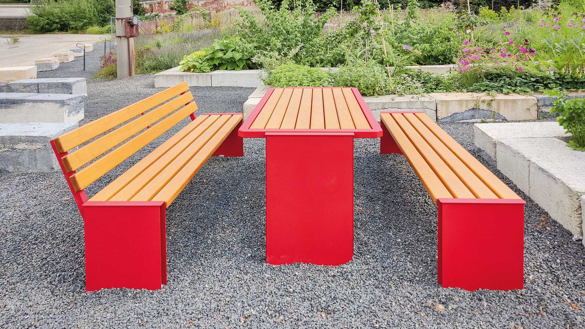 Sitzbank und Tisch NATURA in Bautzen