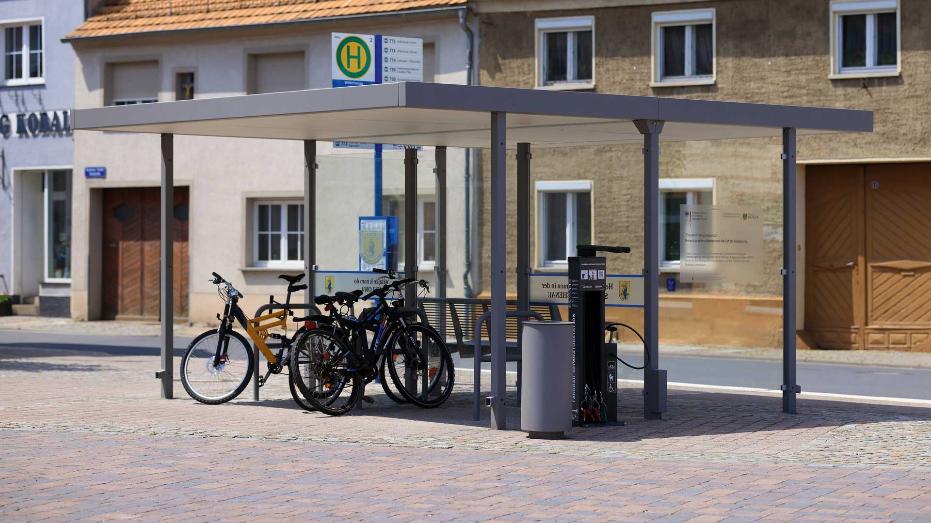 Fahrradüberdachung LUNA in Wittichenau