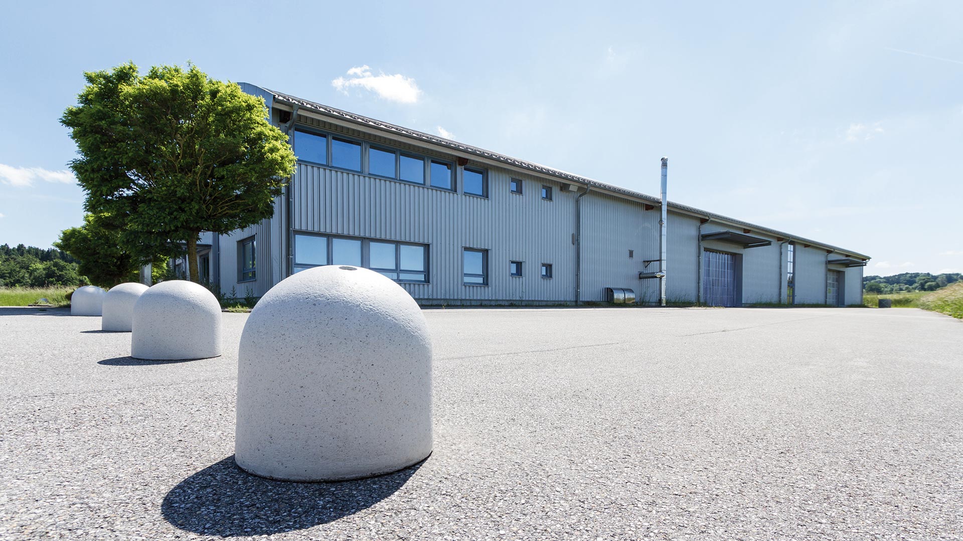 Poller TITANO in Haag