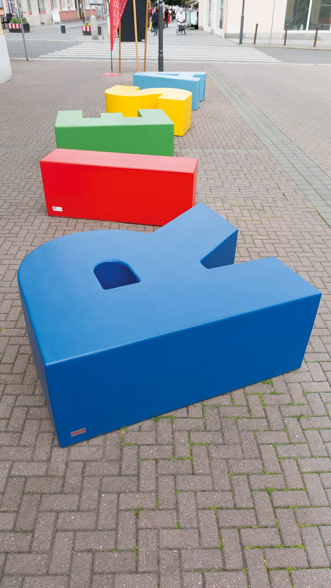 Sitzelemente LETTERLINE in Riesa