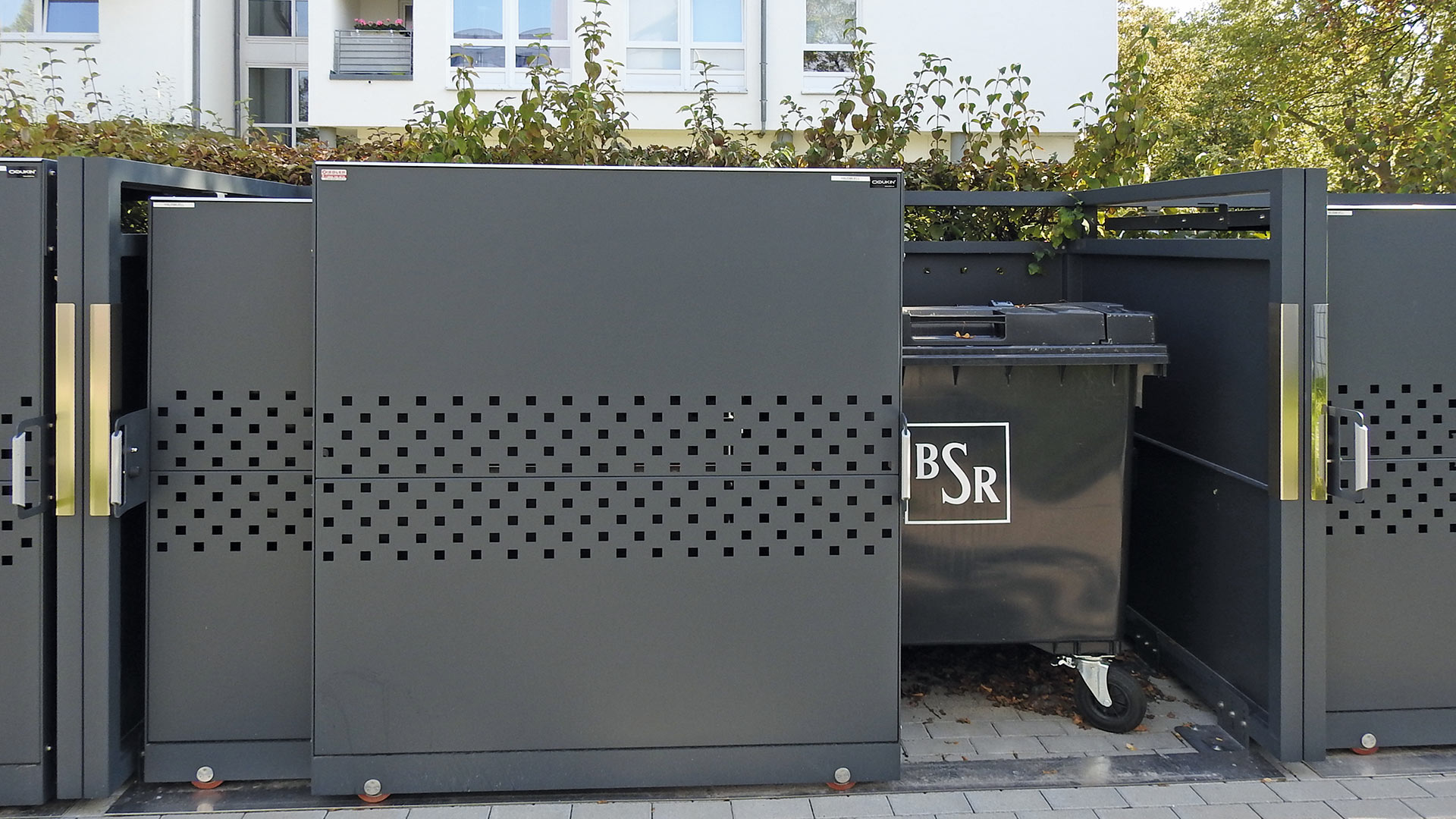 Müllbehälterschrank STYLEOUT® QUBIS 1100 in Berlin