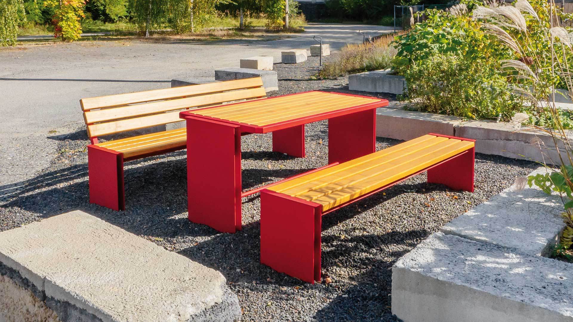 Sitzbank und Tisch NATURA in Bautzen