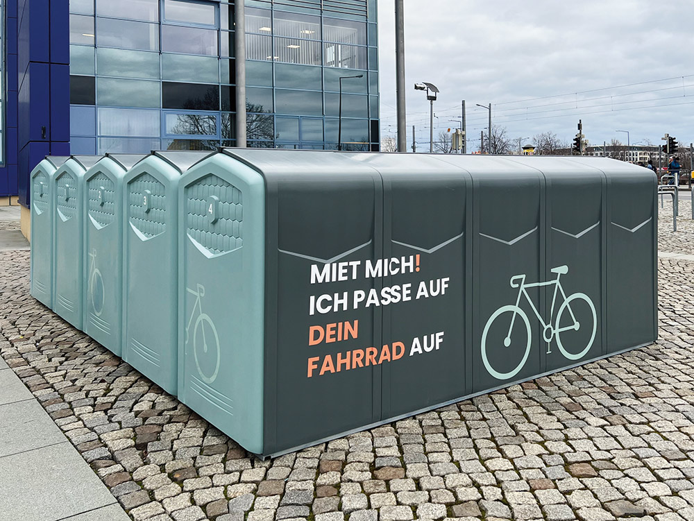 Die Fahrradgarage PIRAN bietet einen geschützten Abstellraum.