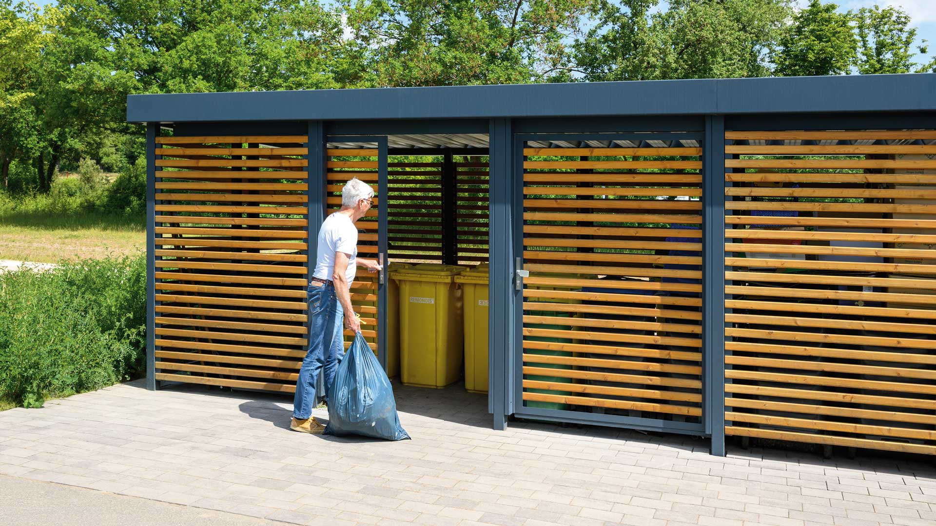 Wertstoffumhausung FLEXI-BOX in Bornich