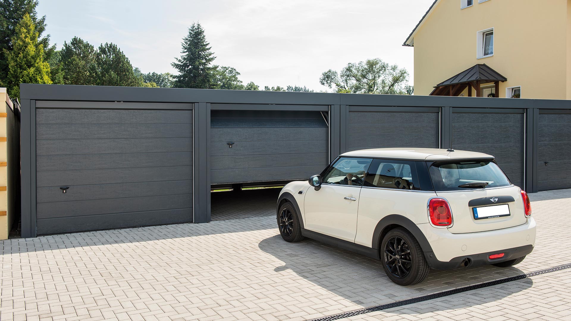 MULTIPORT® Car mit Tor - 5 Einheiten nebeneinander