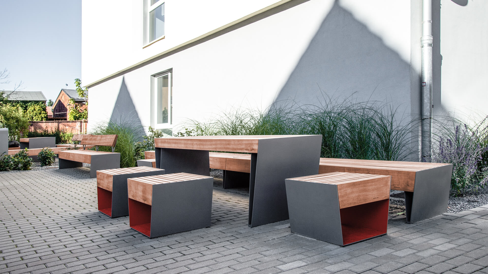 Bank-Tisch-Kombination BLOCQ in Ahrensfelde