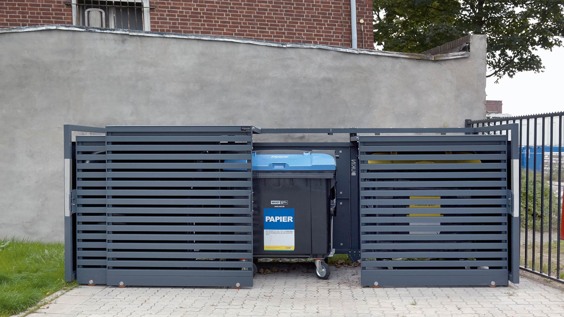 Müllbehälterschrank STYLEOUT® 1100 in Hamburg