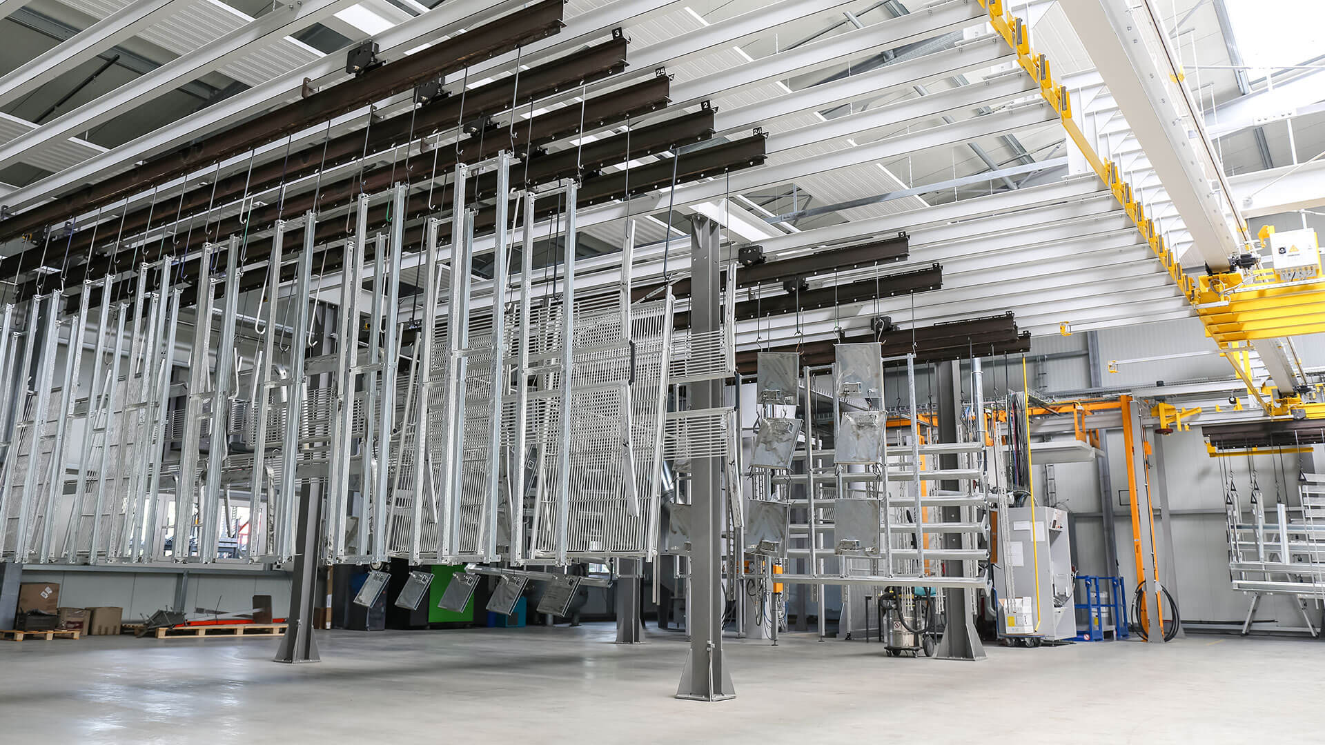 Einweihungsfeier der neuen Produktionshalle