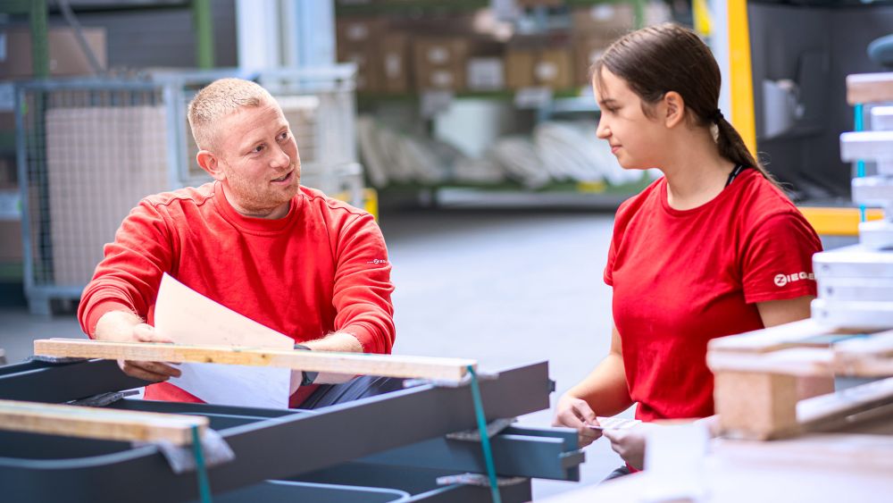 Ausbildung zur Fachkraft Lagerlogistik bei ZIEGLER