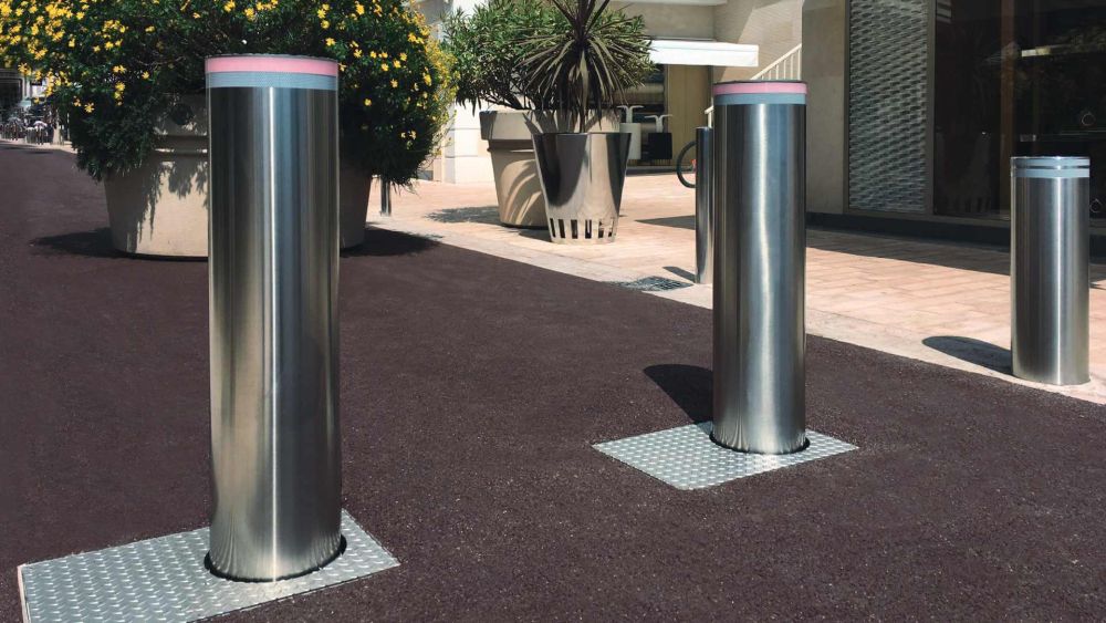 Hochsicherheitspoller als Sicherungsmöglichkeit im öffentlichen Raum