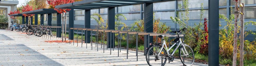 Fahrradüberdachung mit Fahrradständern