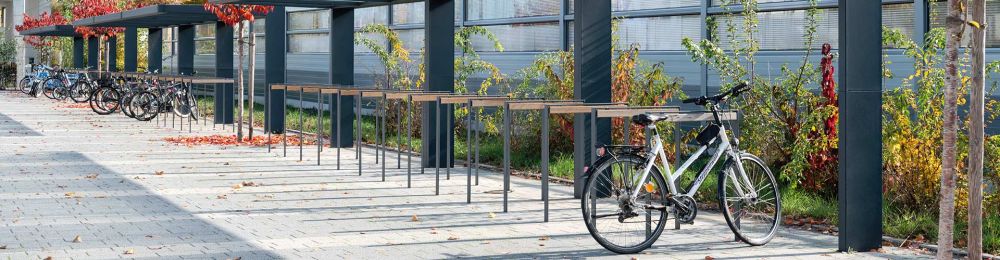 Fahrradüberdachung mit Fahrradständern
