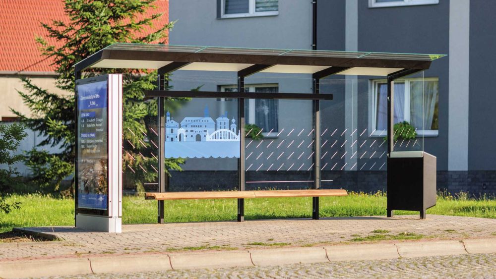 Wartehalle TRAXO an einer Straße